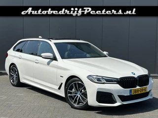 BMW 5 Serie Touring 530e xDrive M Sport 1e eig. P-dak LED Live Cockpit Sfeerlicht