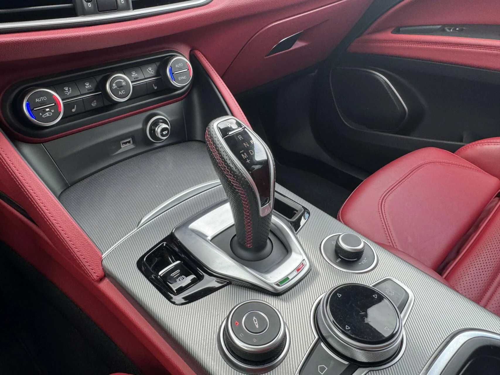 Hoofdafbeelding Alfa Romeo Stelvio