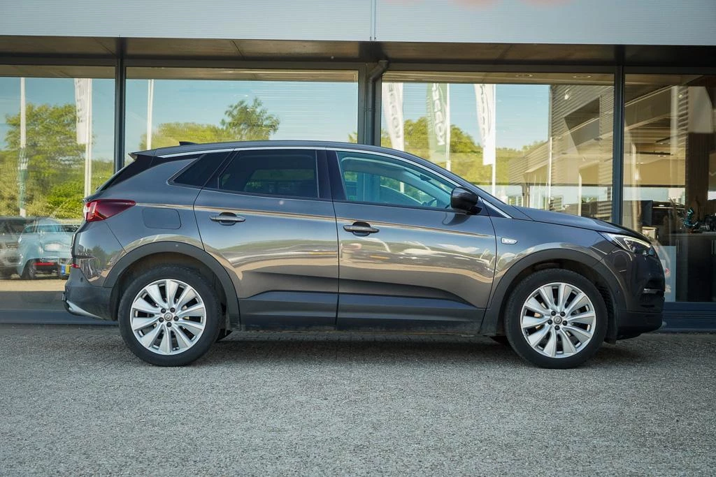Hoofdafbeelding Opel Grandland X