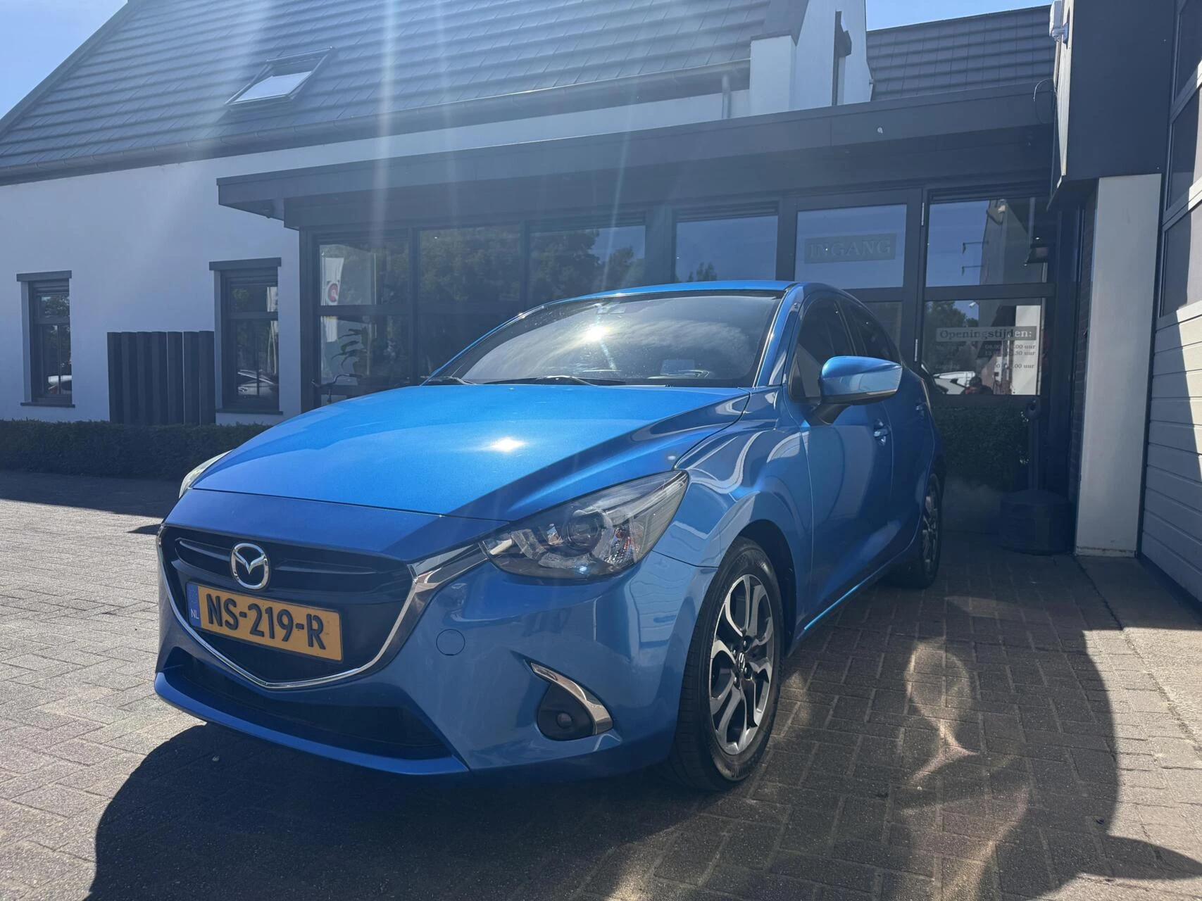 Hoofdafbeelding Mazda 2