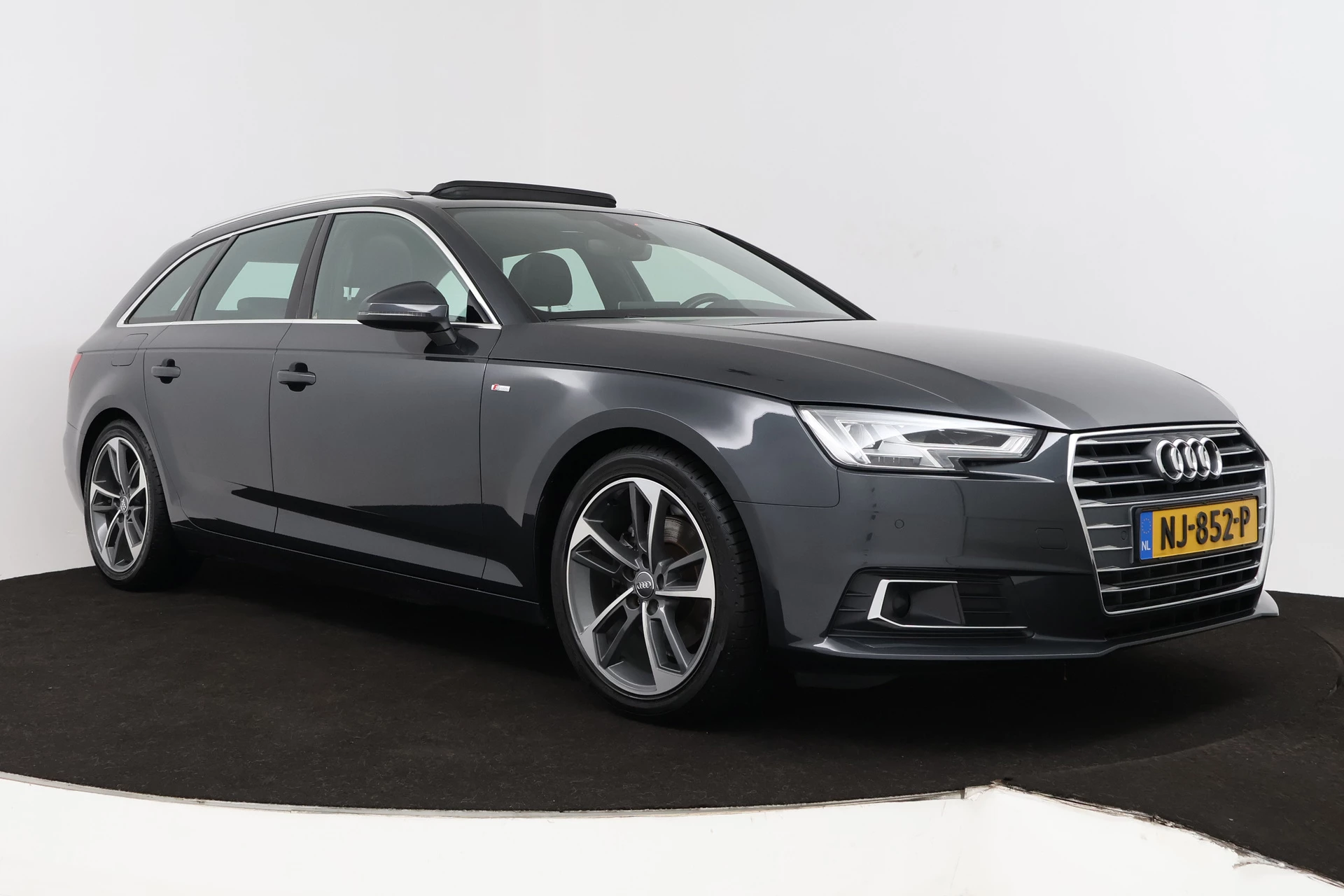 Hoofdafbeelding Audi A4