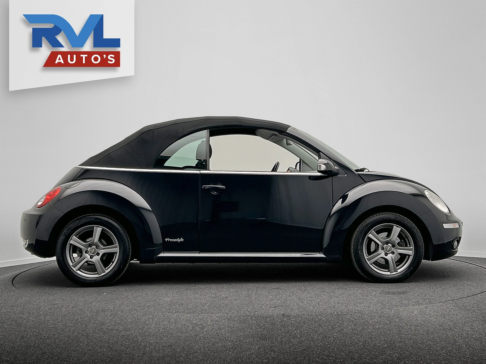 Hoofdafbeelding Volkswagen New Beetle