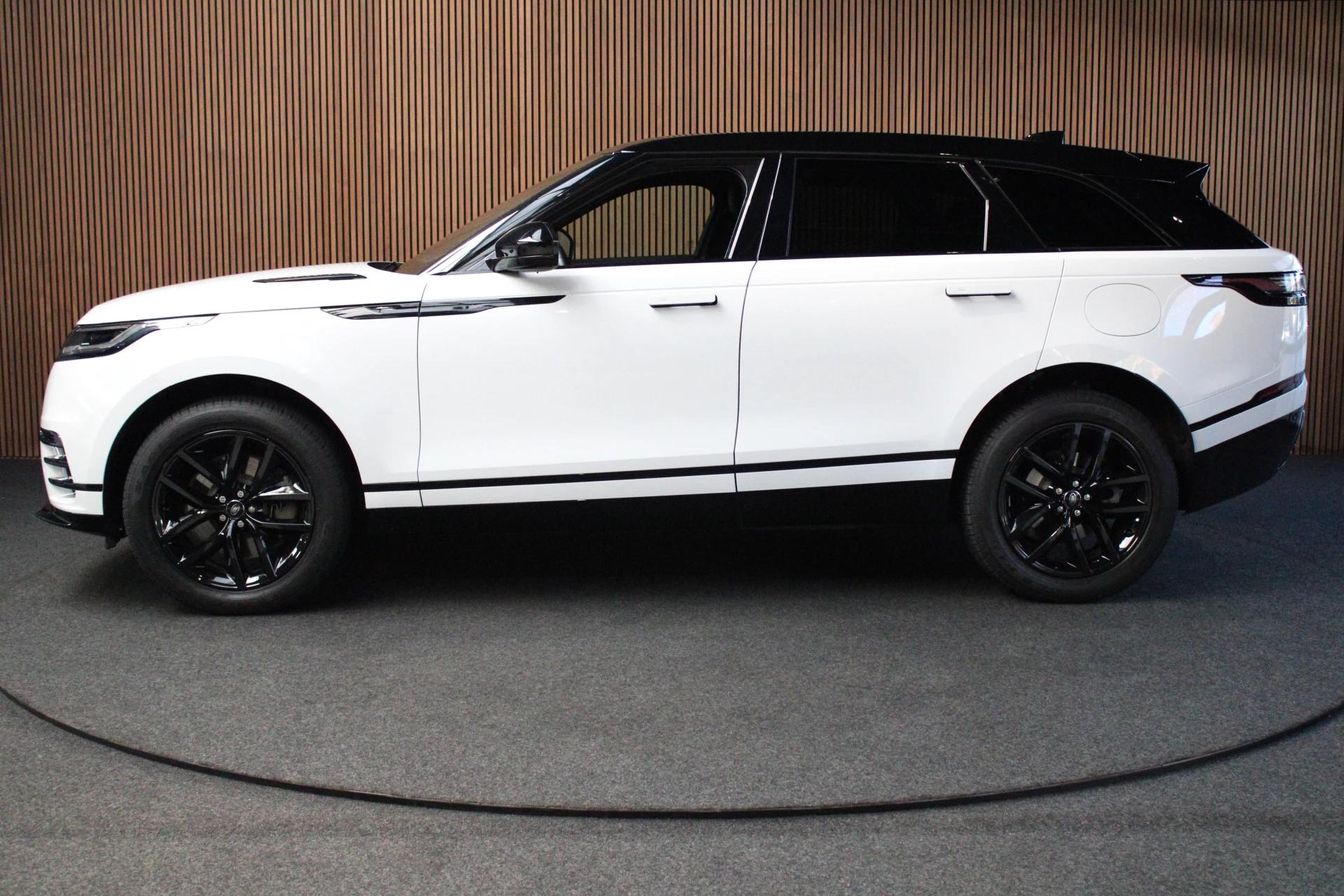 Hoofdafbeelding Land Rover Range Rover Velar