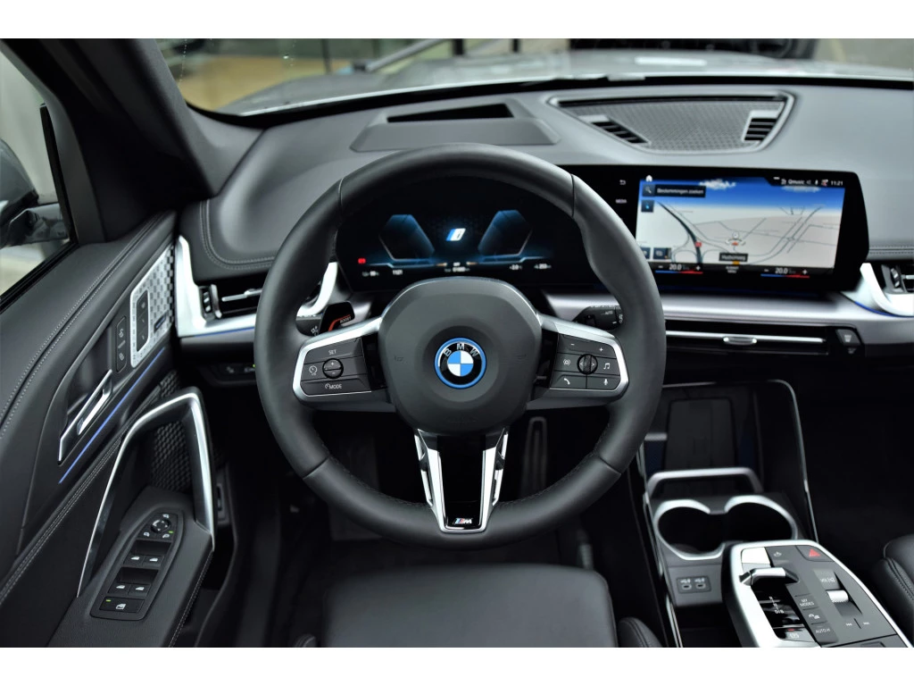Hoofdafbeelding BMW iX1