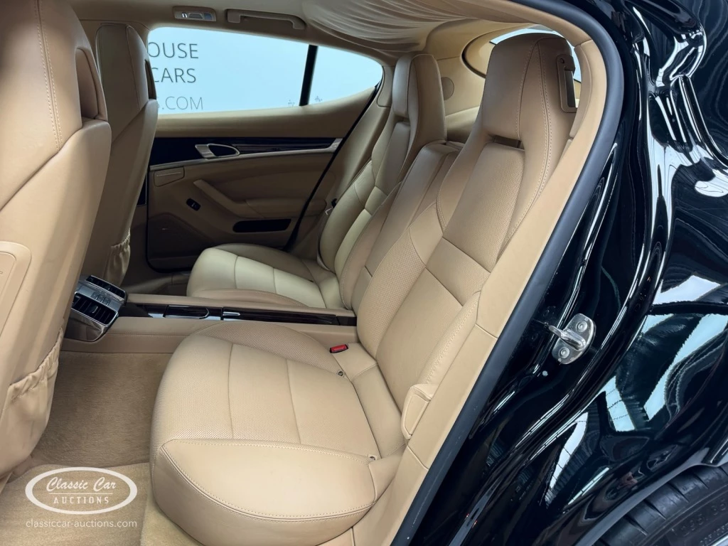 Hoofdafbeelding Porsche Panamera