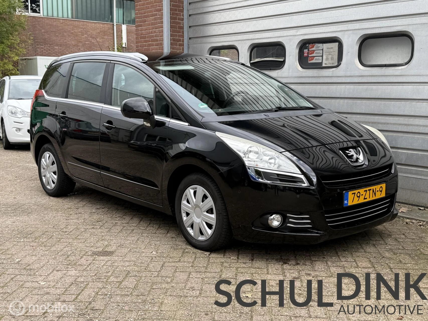 Hoofdafbeelding Peugeot 5008