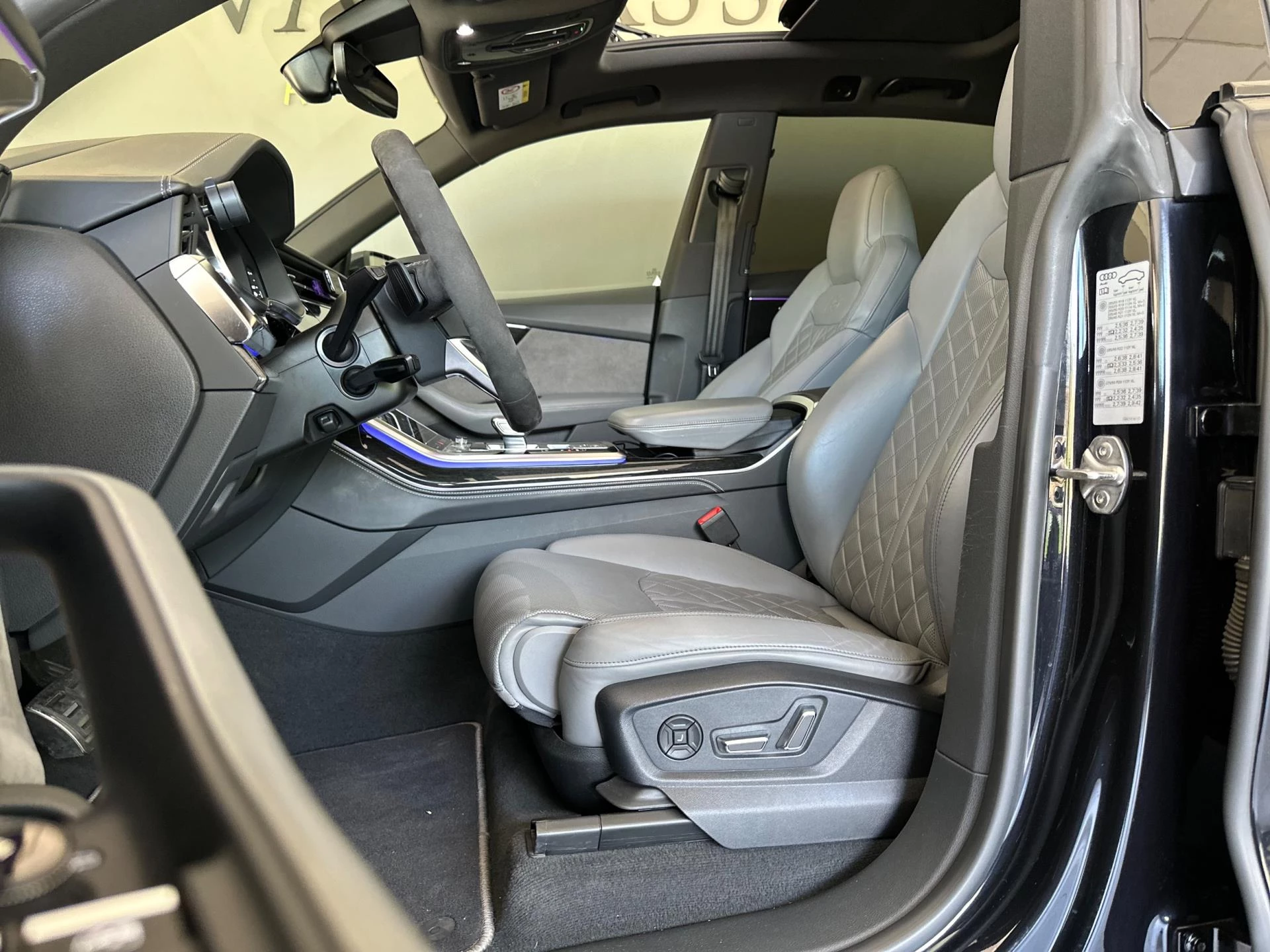 Hoofdafbeelding Audi Q8