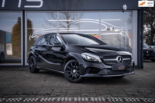 Hoofdafbeelding Mercedes-Benz A-Klasse Mercedes-Benz A-klasse 160 Prestige|Trekh|Apple Carplay|Camera|Dynamic Select|LED|Cruise|PDC|Stoelverw|