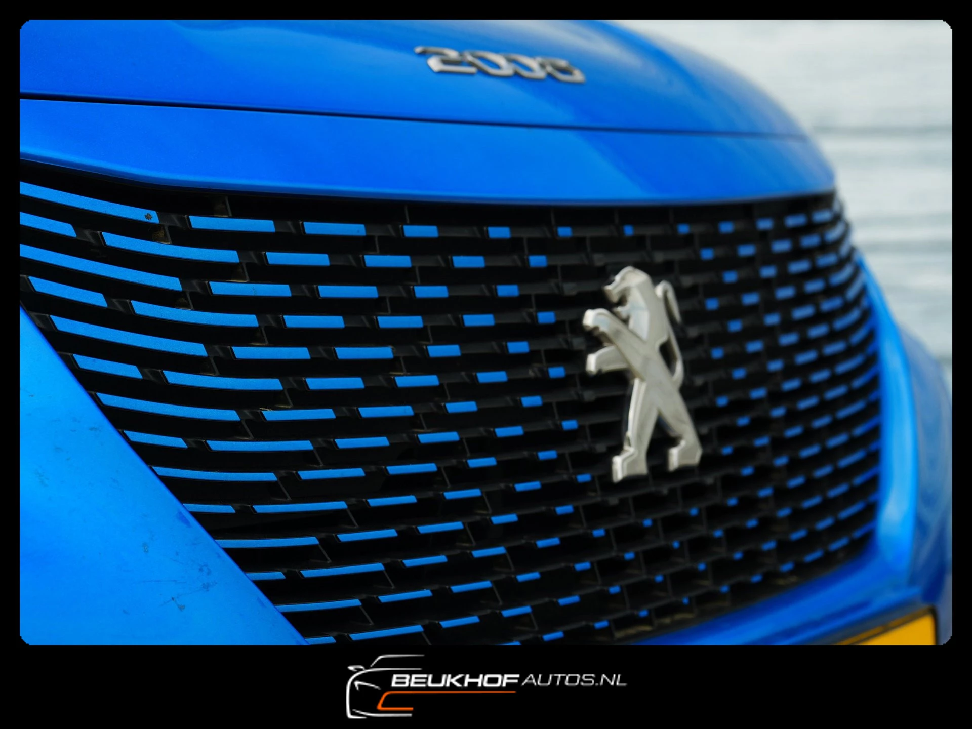 Hoofdafbeelding Peugeot e-2008