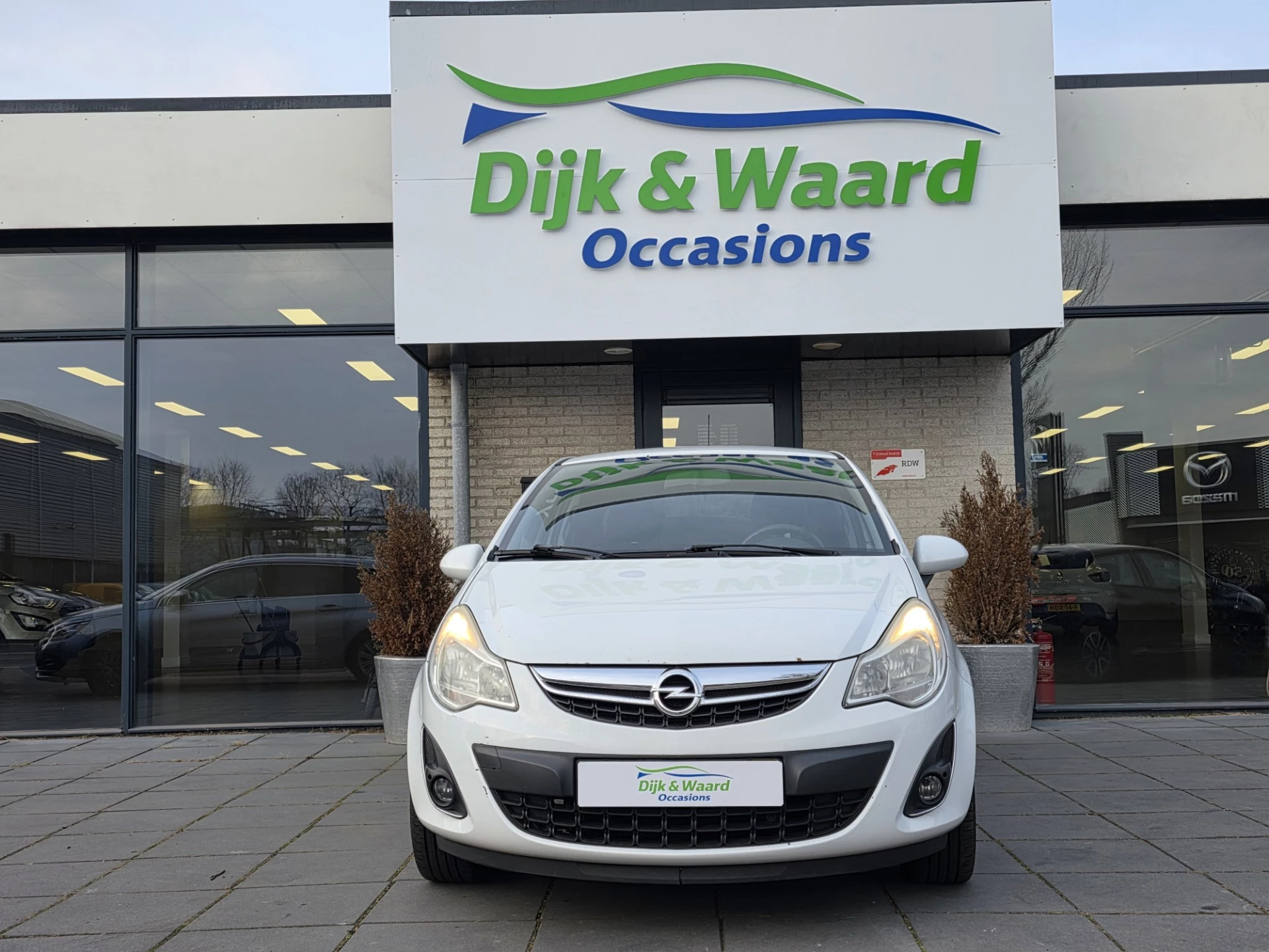 Hoofdafbeelding Opel Corsa