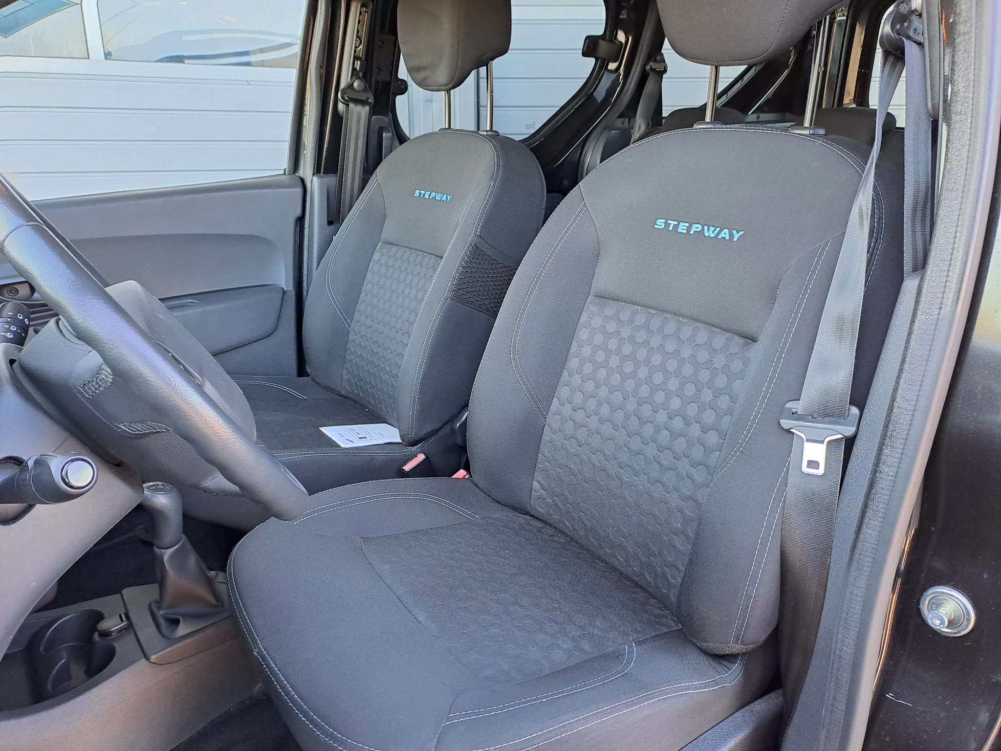 Hoofdafbeelding Dacia Dokker