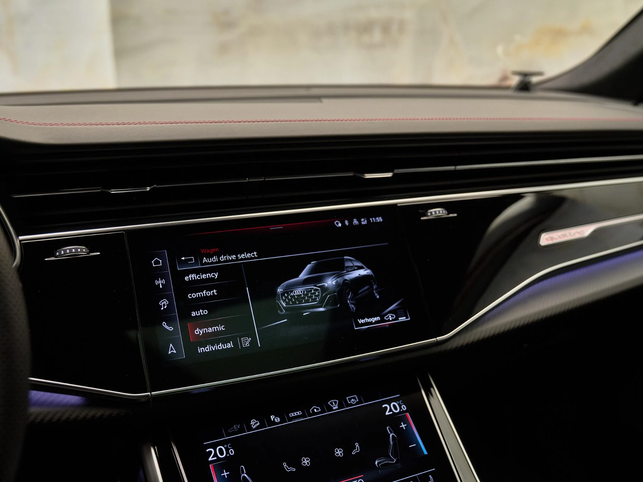 Hoofdafbeelding Audi Q8
