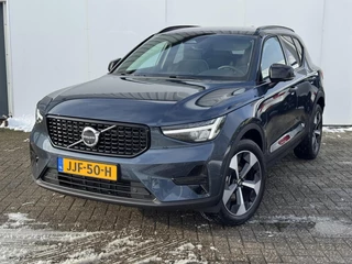 Volvo XC40 2.0 B4 Plus Dark|Mj 26|ACC|Blis|360*Cam|Trekh.|19"|el.bed.st|priv.glas|