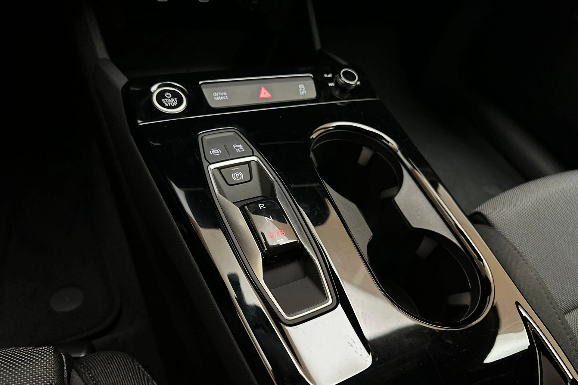 Hoofdafbeelding Audi A6 e-tron