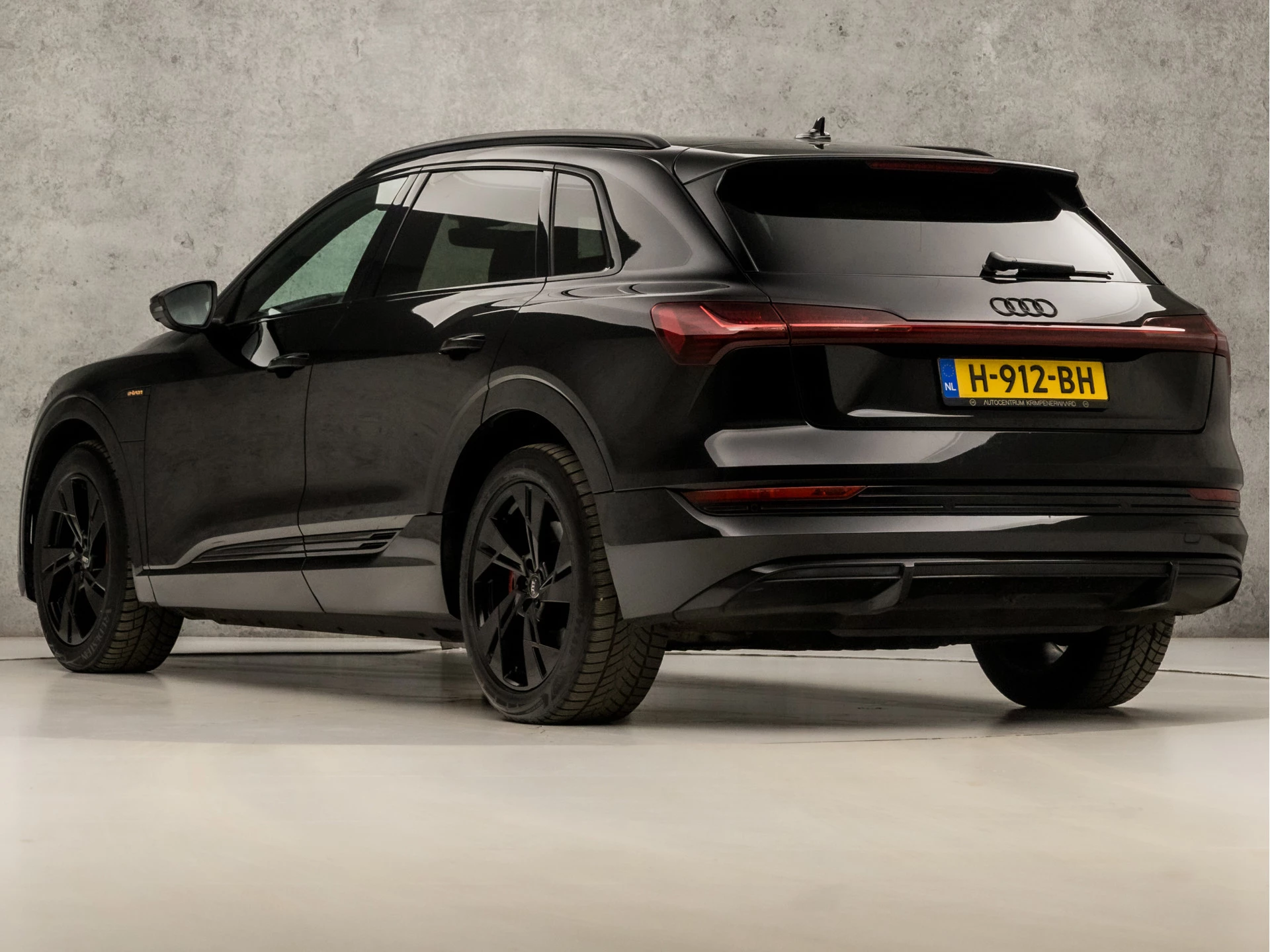 Hoofdafbeelding Audi e-tron