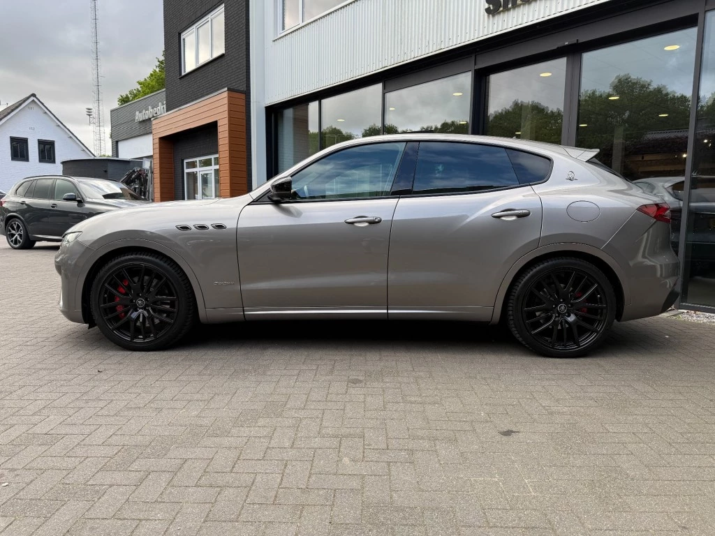 Hoofdafbeelding Maserati Levante