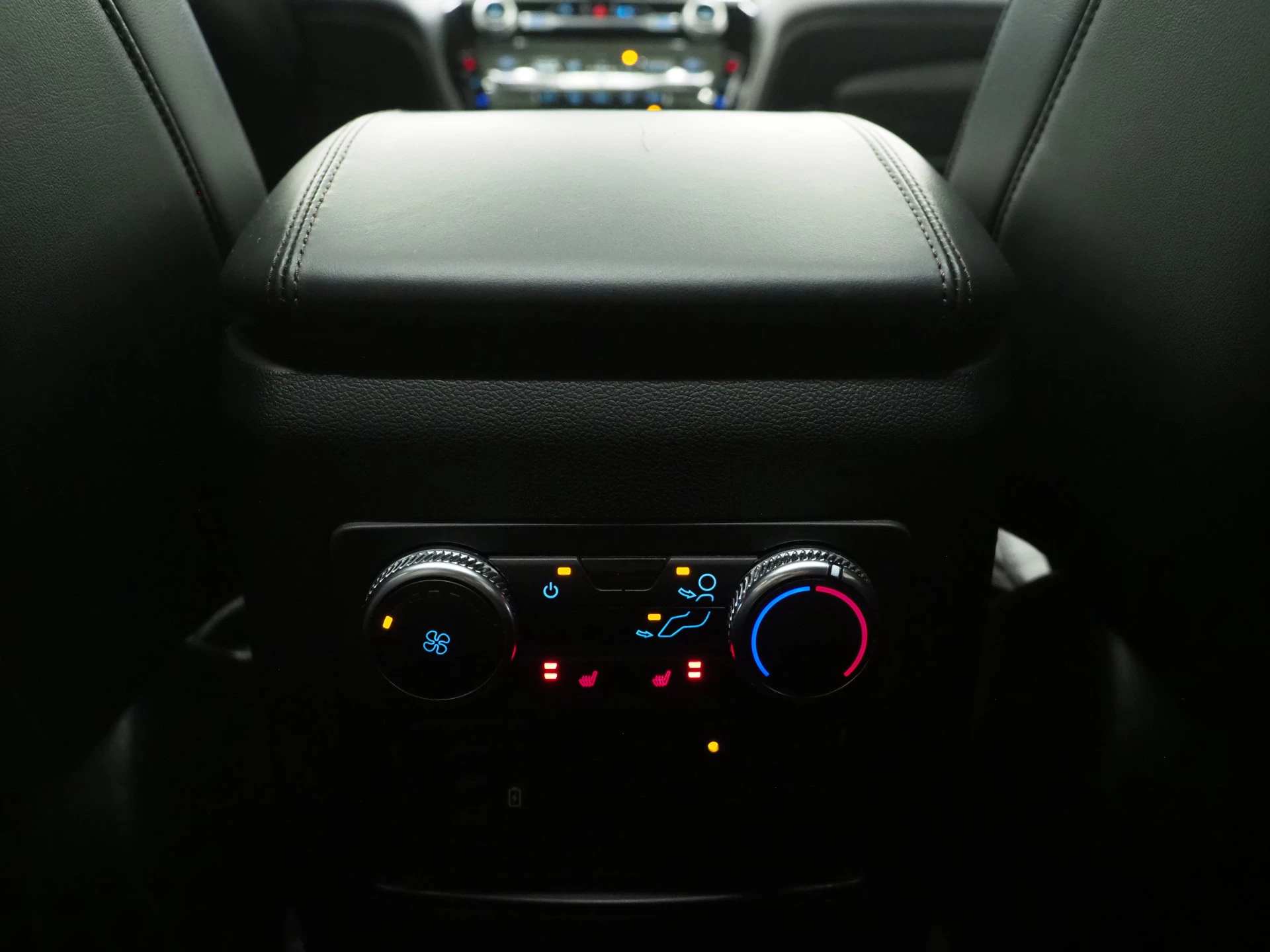 Hoofdafbeelding Ford Explorer