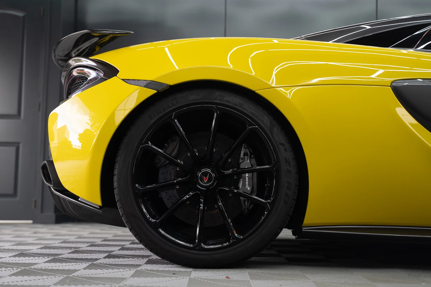 Hoofdafbeelding McLaren 570S