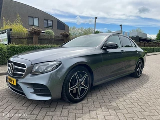 Hoofdafbeelding Mercedes-Benz E-Klasse Mercedes E-klasse 200 AMG Pano Full option