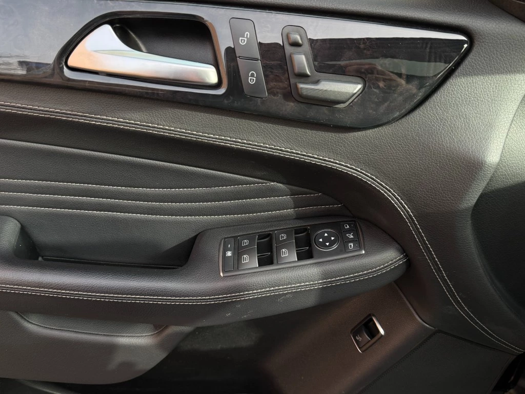 Hoofdafbeelding Mercedes-Benz M-Klasse