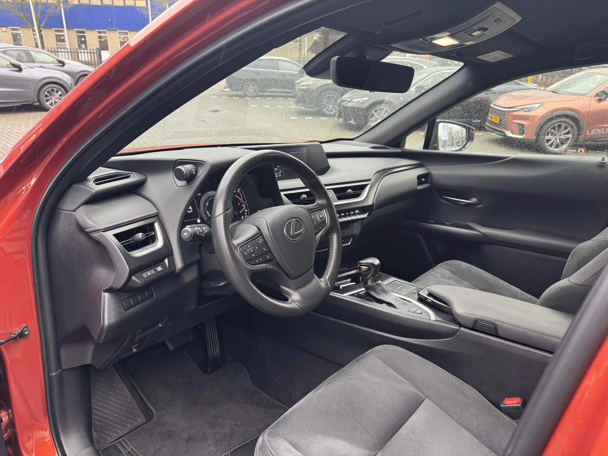 Hoofdafbeelding Lexus UX