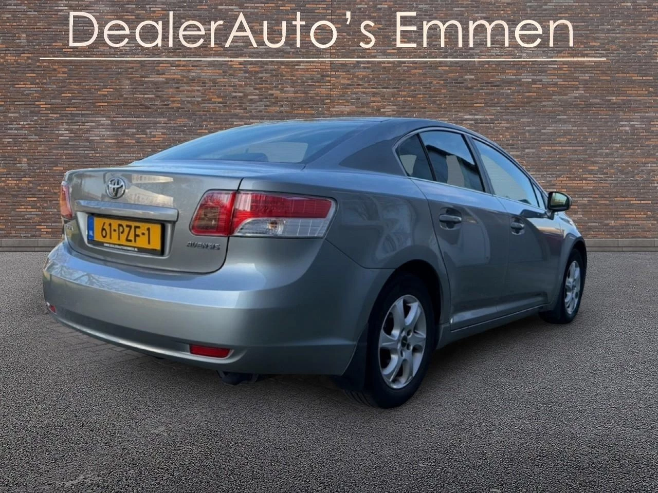 Hoofdafbeelding Toyota Avensis