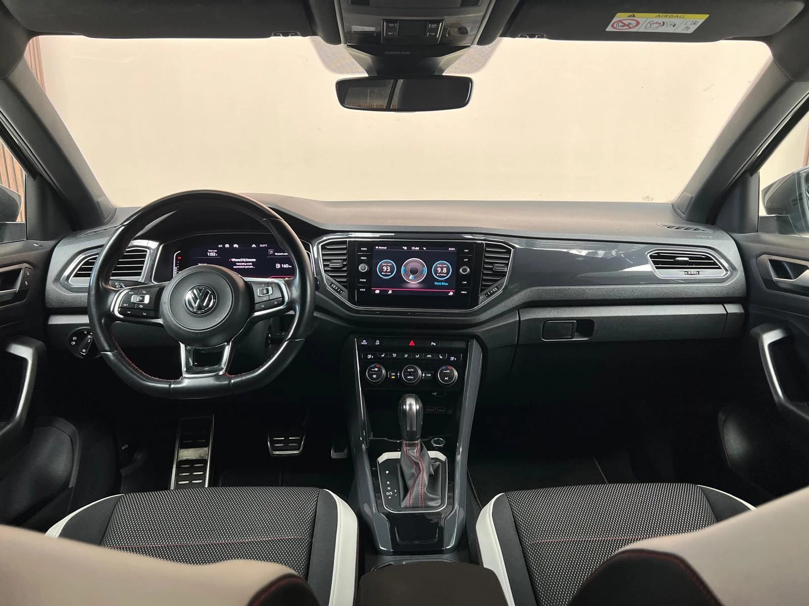 Hoofdafbeelding Volkswagen T-Roc