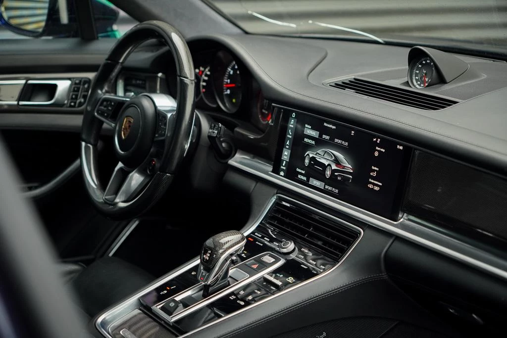 Hoofdafbeelding Porsche Panamera
