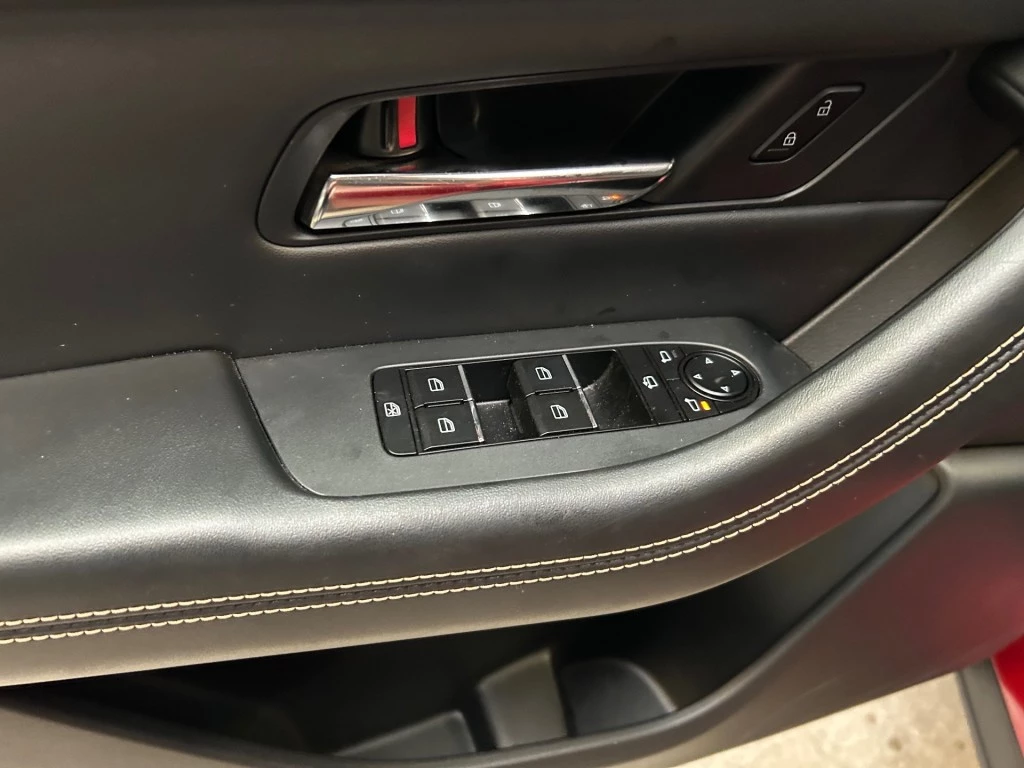 Hoofdafbeelding Mazda CX-60