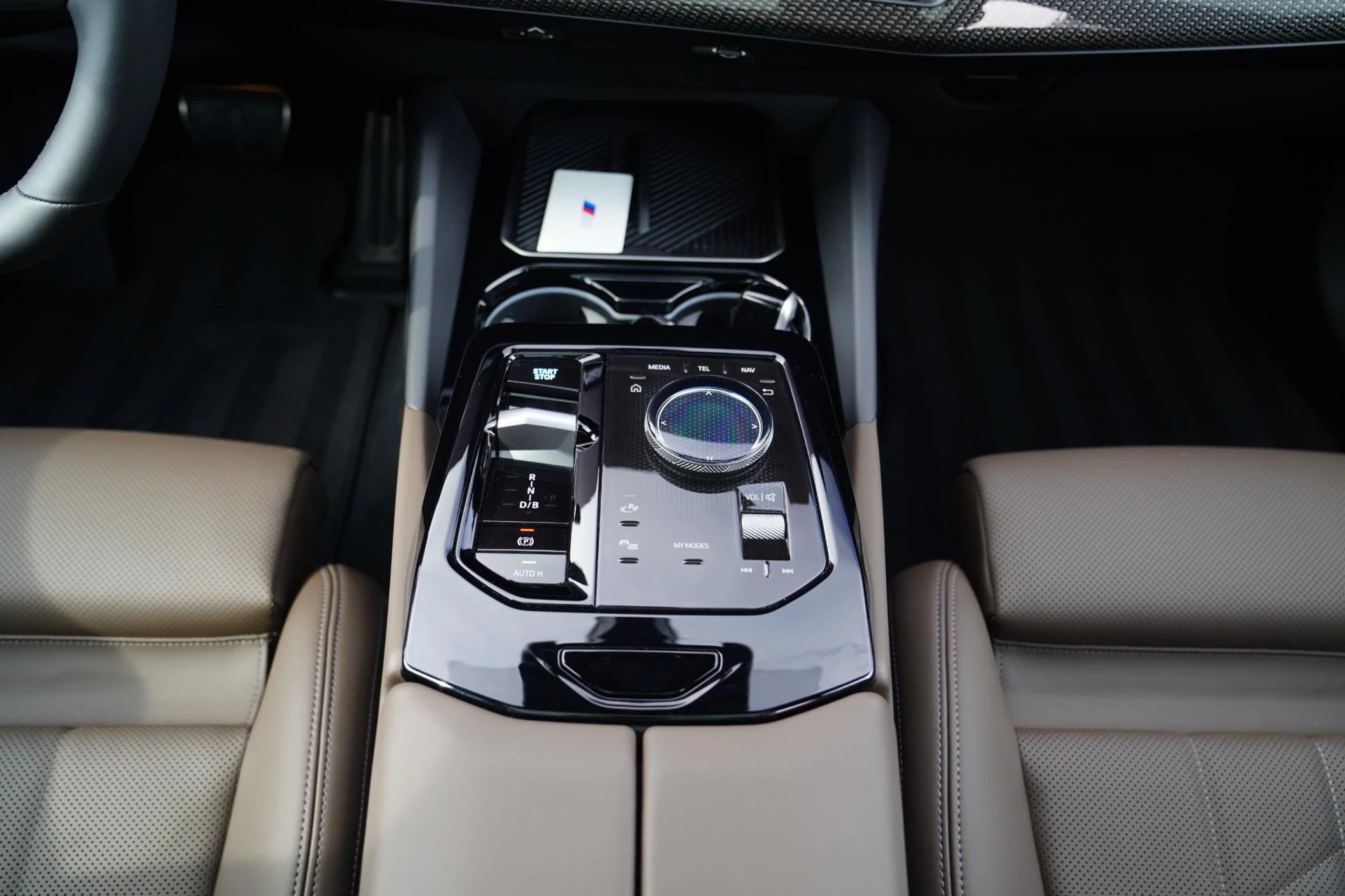 Hoofdafbeelding BMW i5