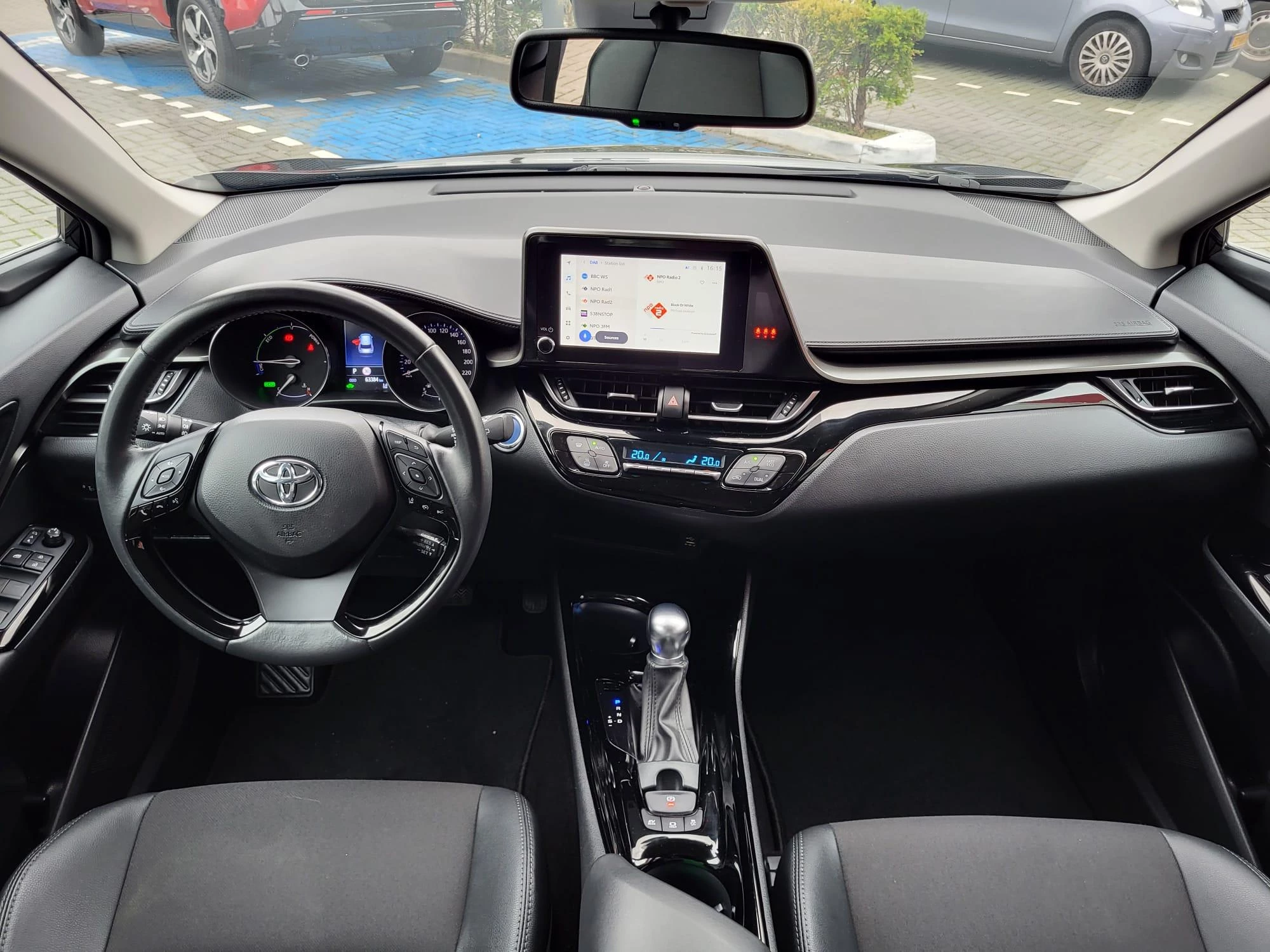 Hoofdafbeelding Toyota C-HR