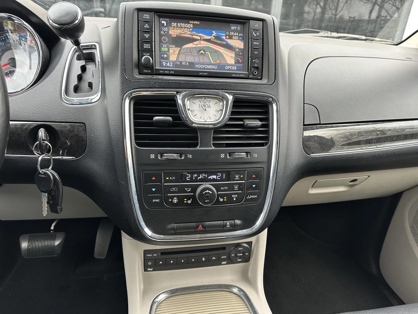 Hoofdafbeelding Lancia Voyager