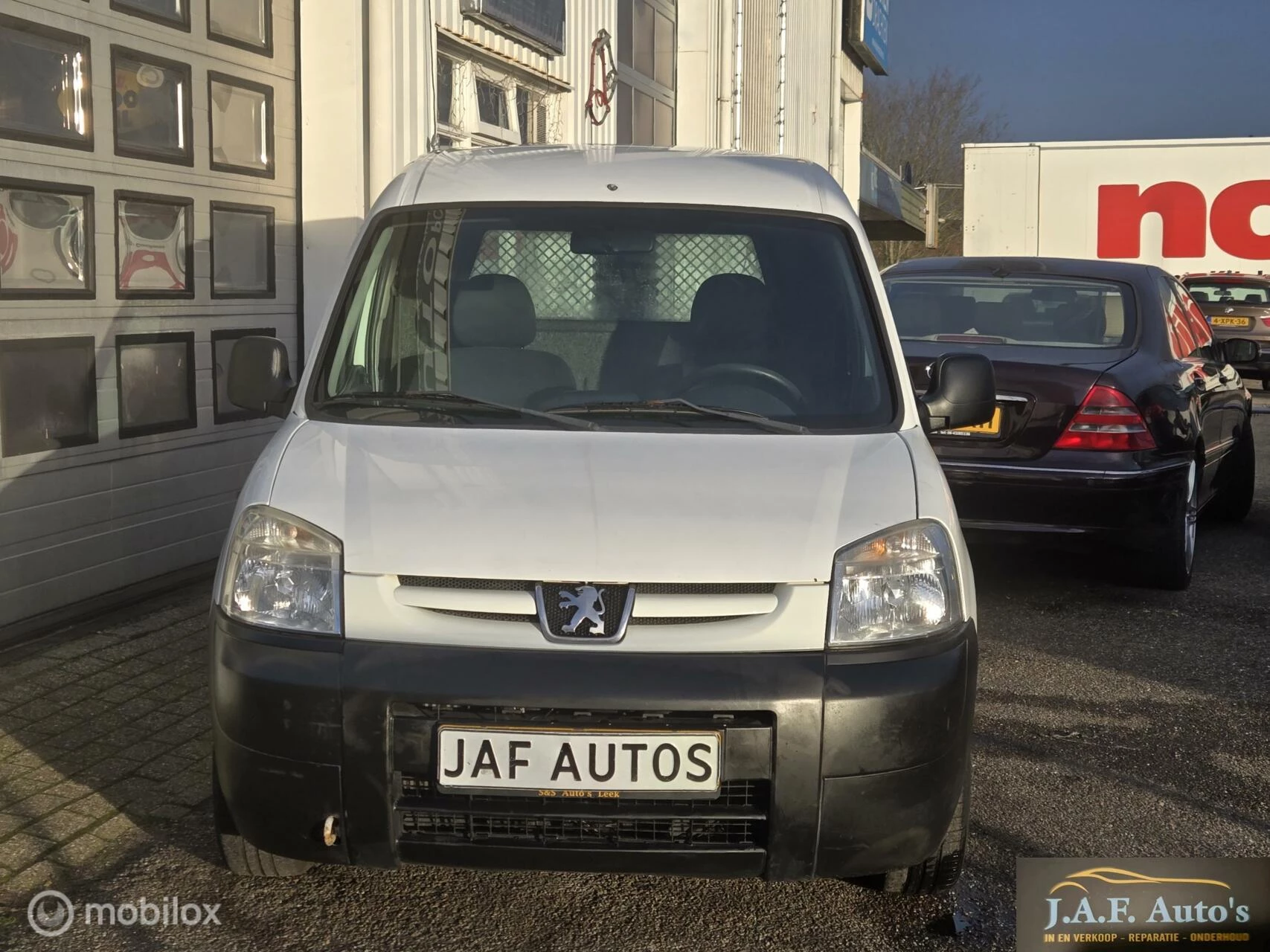 Hoofdafbeelding Peugeot Partner