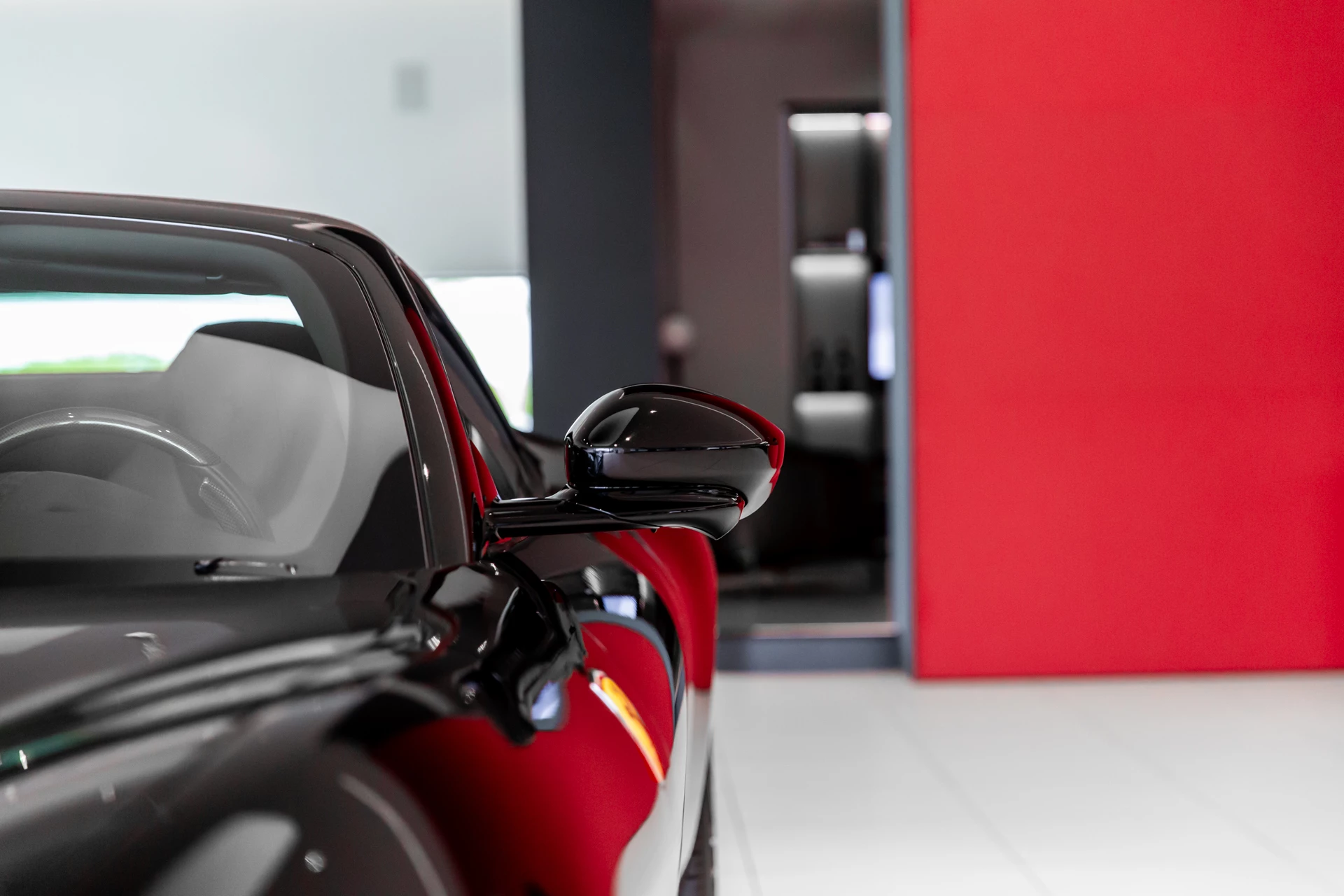 Hoofdafbeelding Ferrari Roma