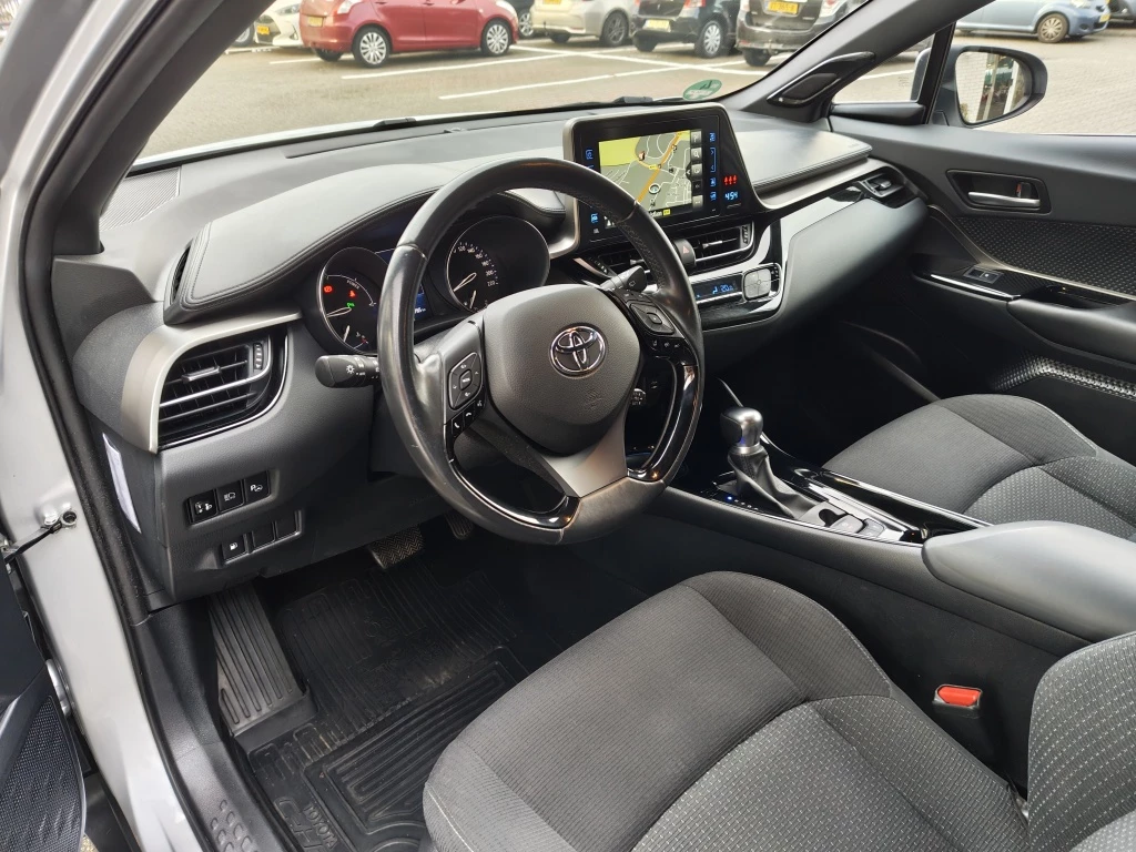 Hoofdafbeelding Toyota C-HR