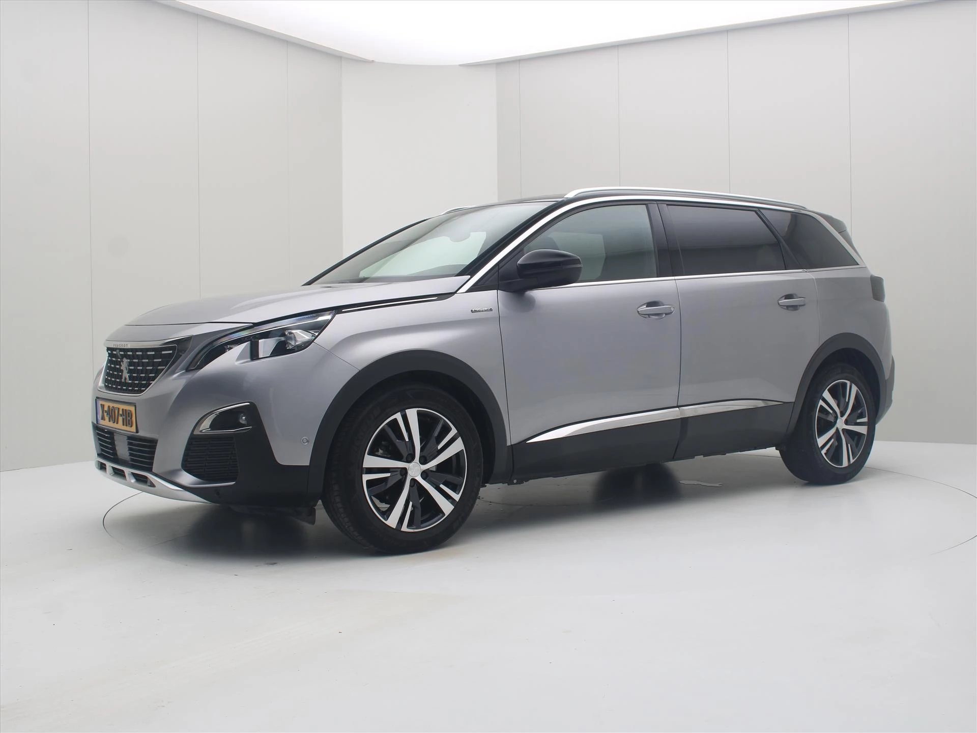 Hoofdafbeelding Peugeot 5008