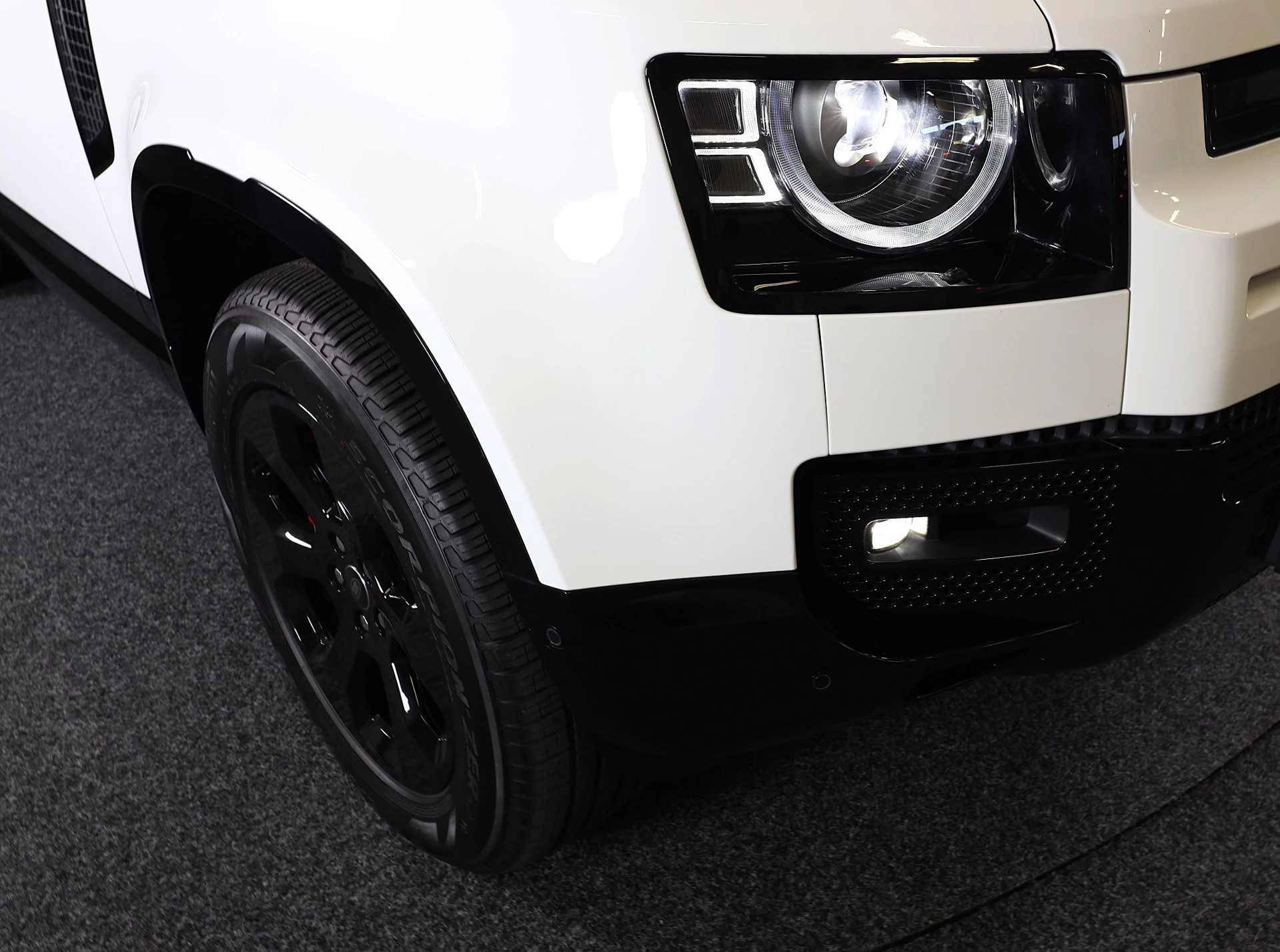 Hoofdafbeelding Land Rover Defender