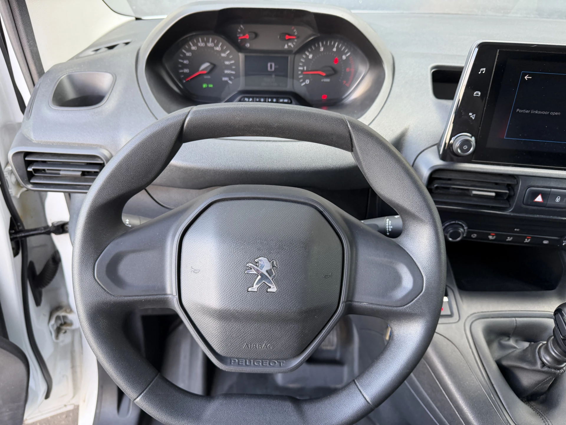 Hoofdafbeelding Peugeot Partner