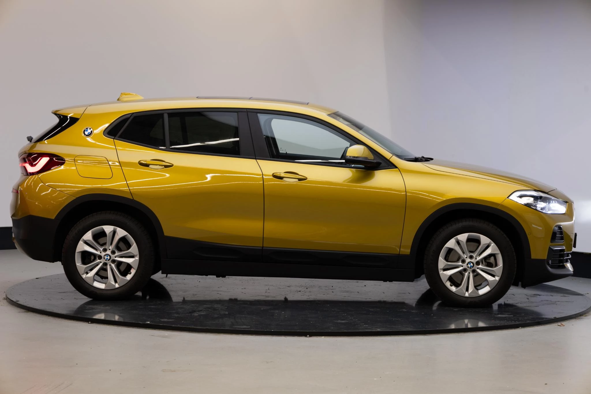 Hoofdafbeelding BMW X2