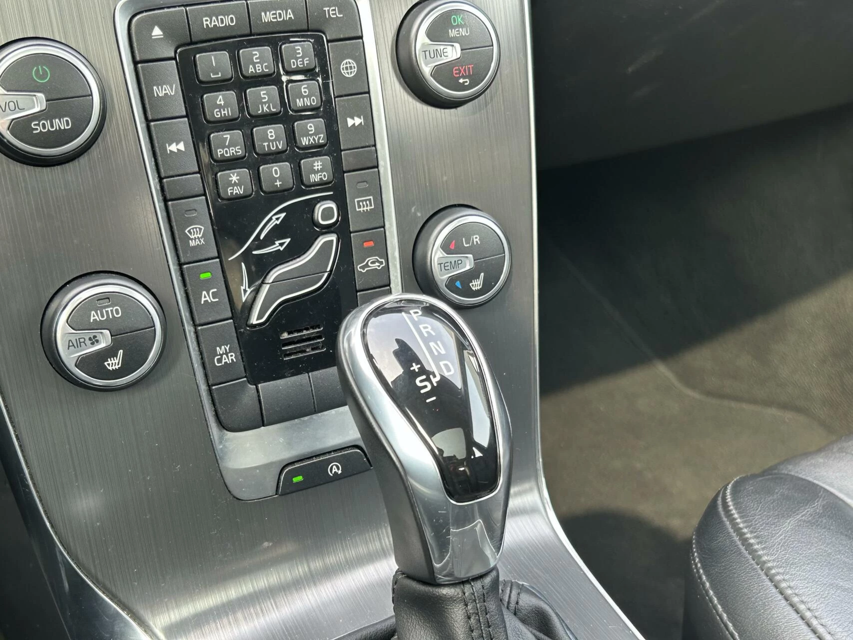 Hoofdafbeelding Volvo V40