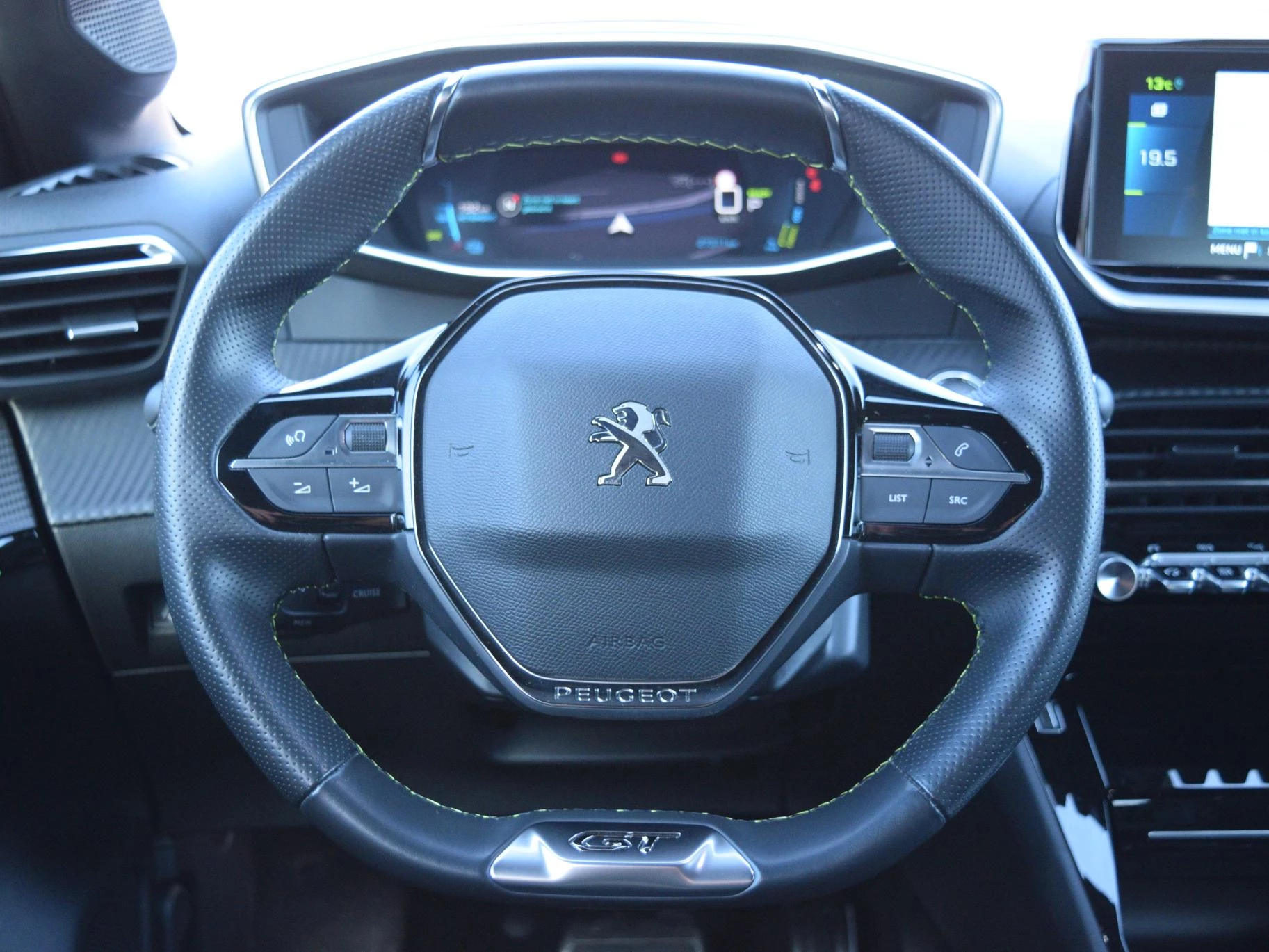 Hoofdafbeelding Peugeot e-208