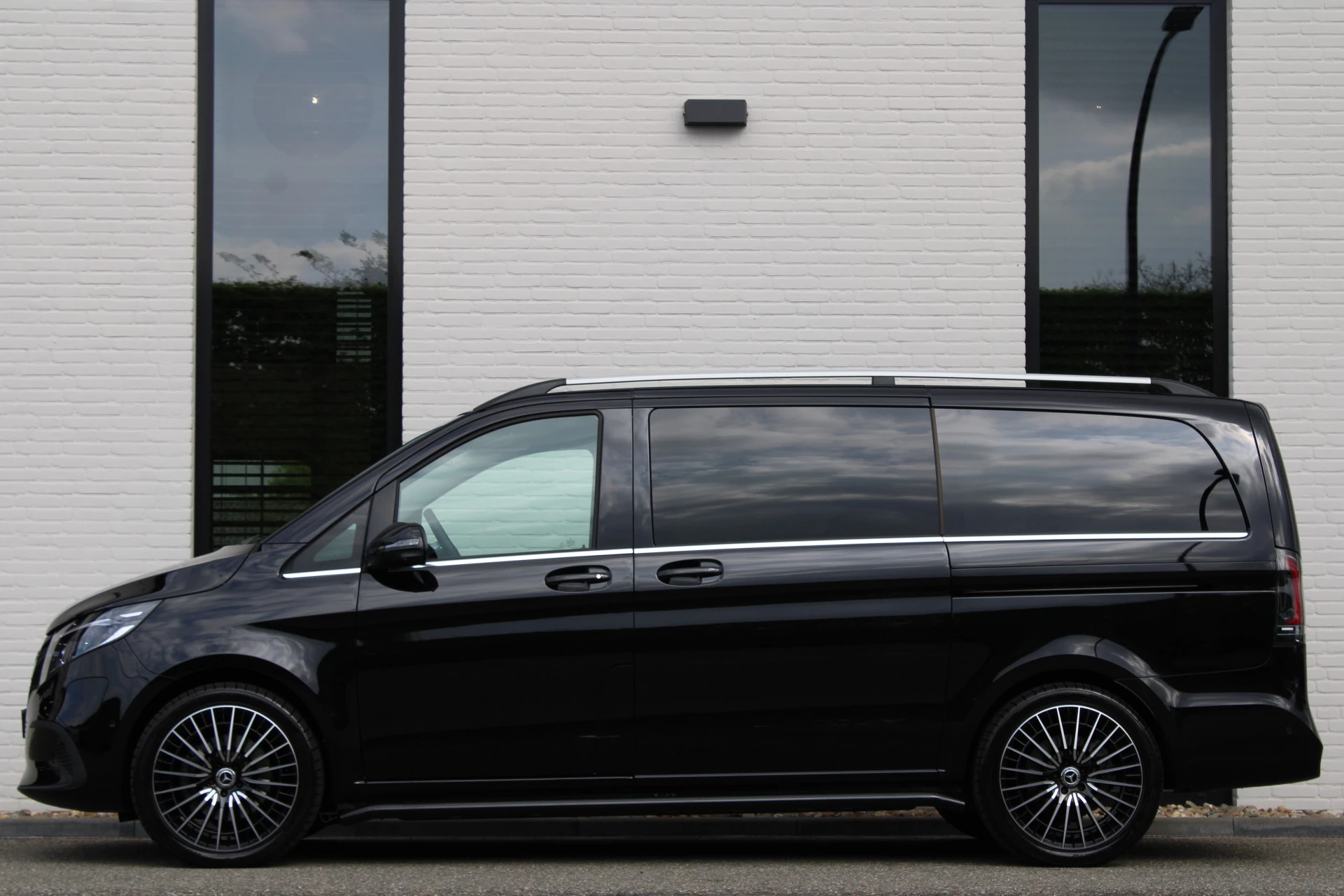 Hoofdafbeelding Mercedes-Benz EQV