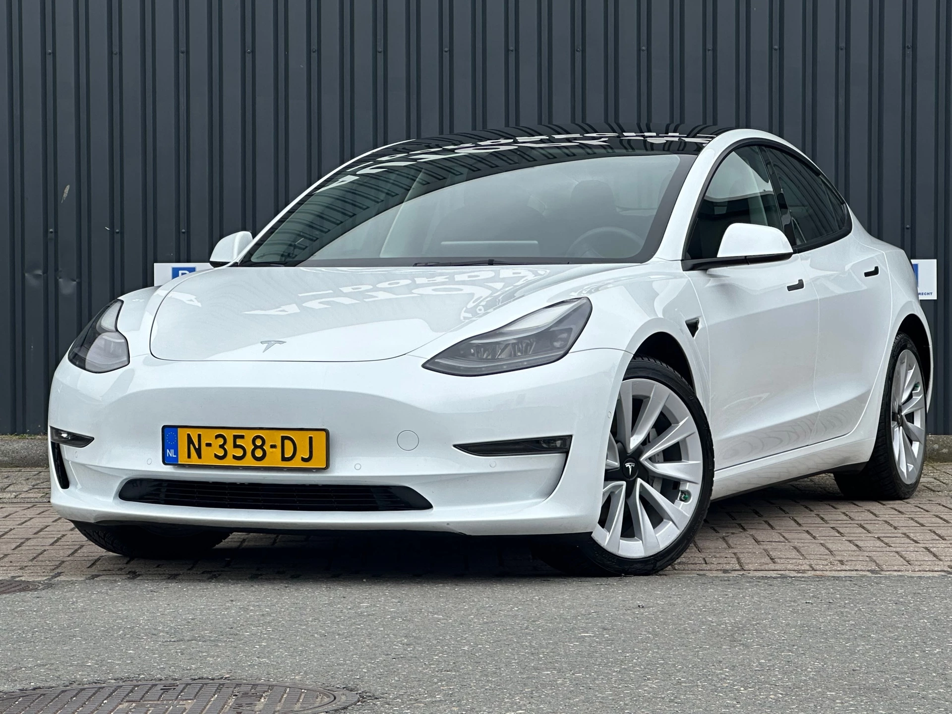 Hoofdafbeelding Tesla Model 3