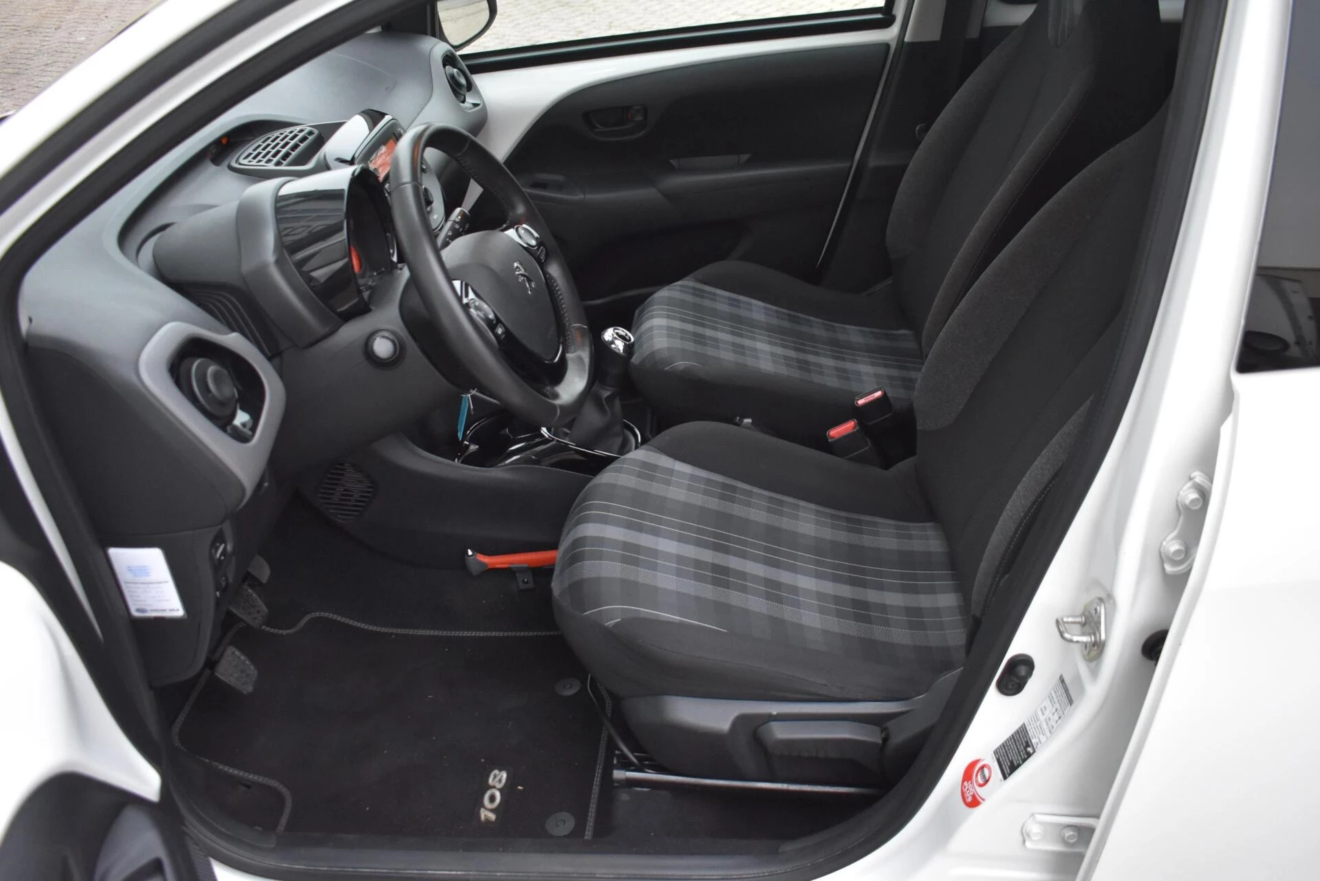 Hoofdafbeelding Peugeot 108