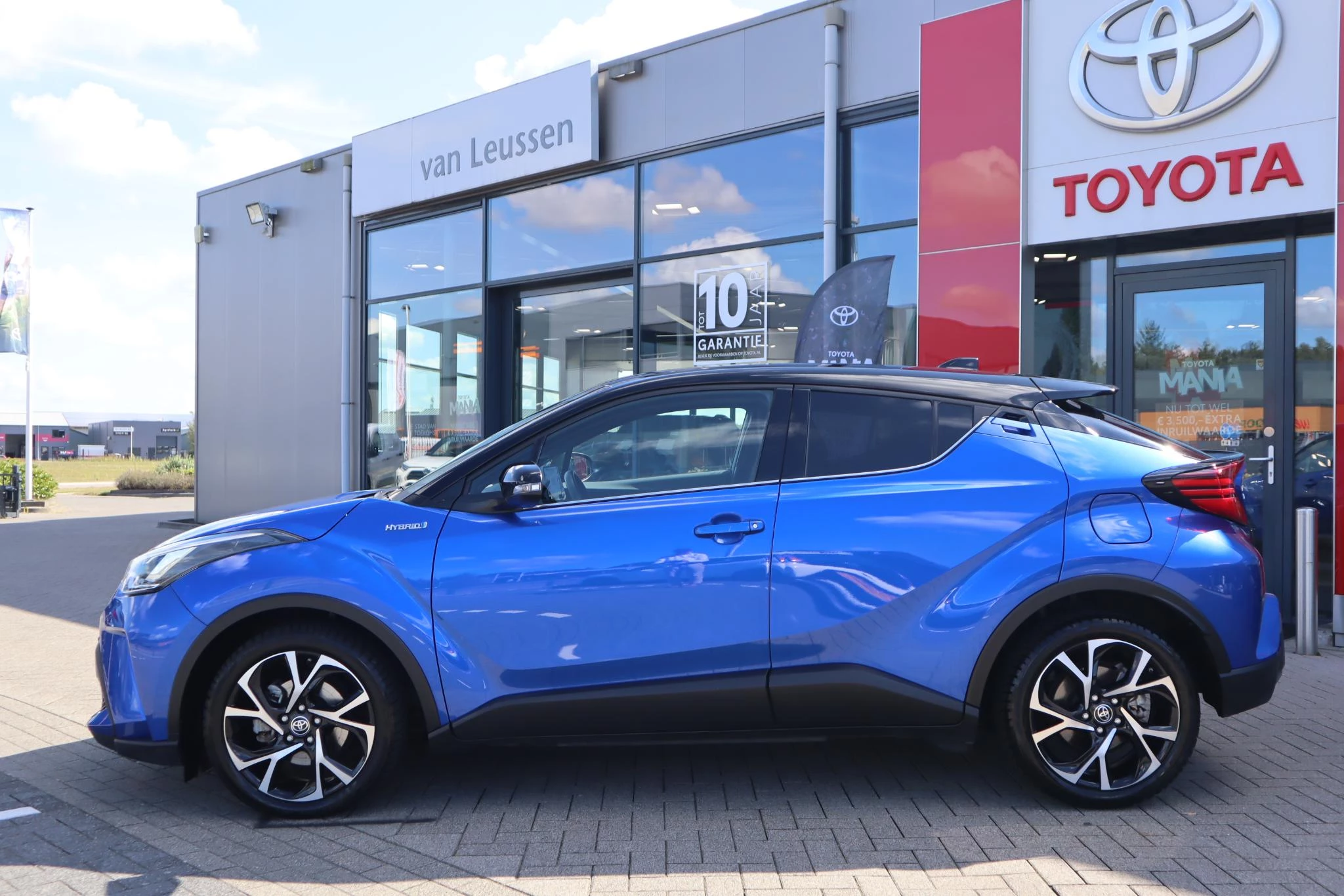 Hoofdafbeelding Toyota C-HR