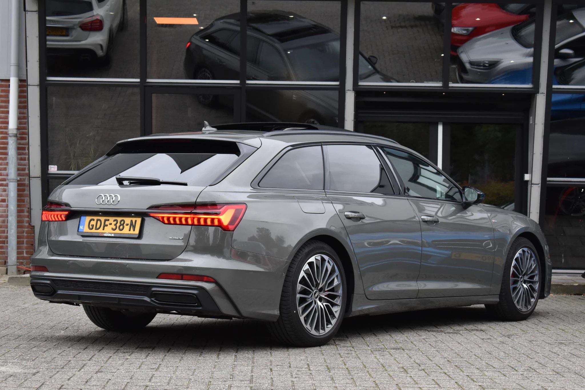 Hoofdafbeelding Audi A6