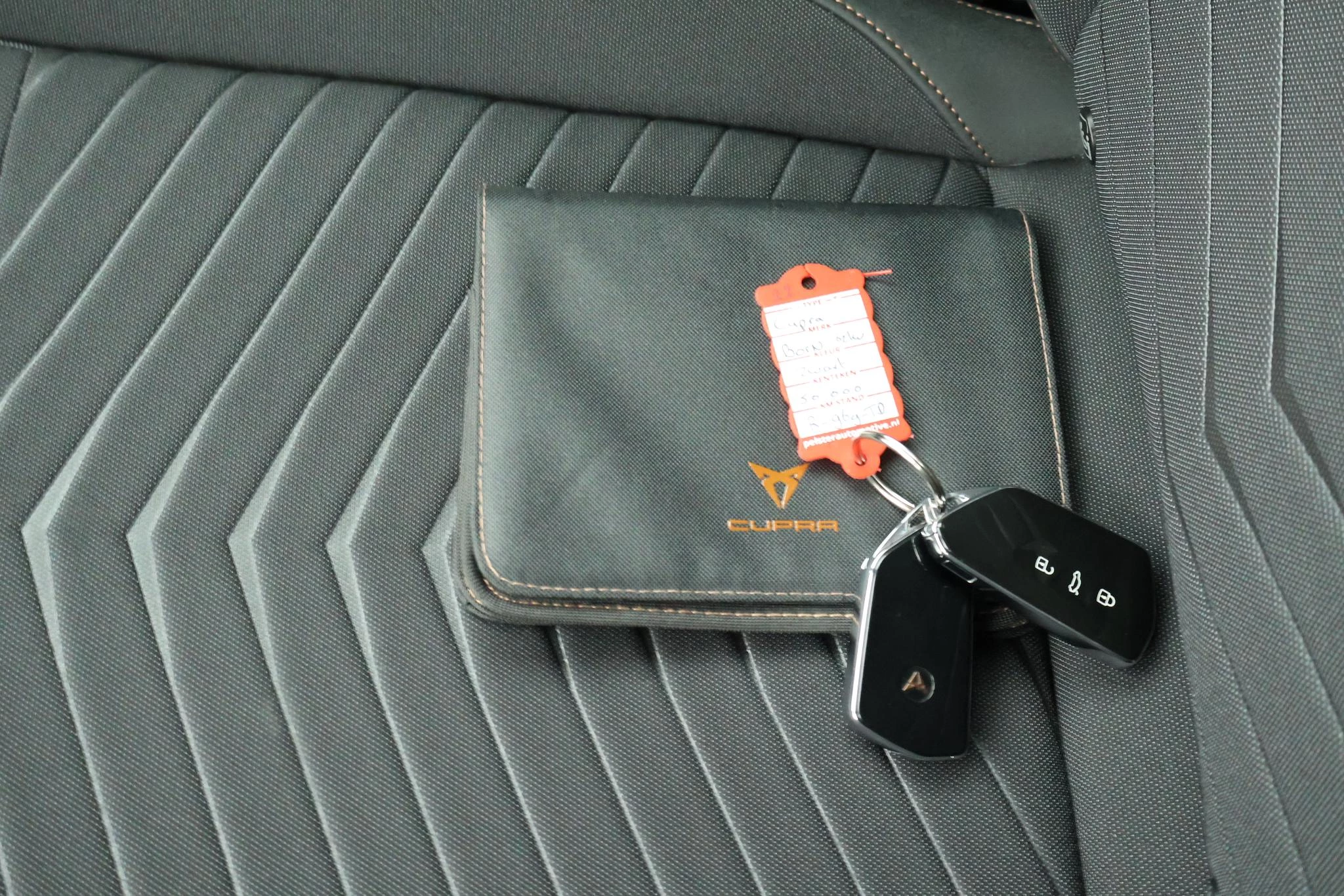 Hoofdafbeelding CUPRA Born