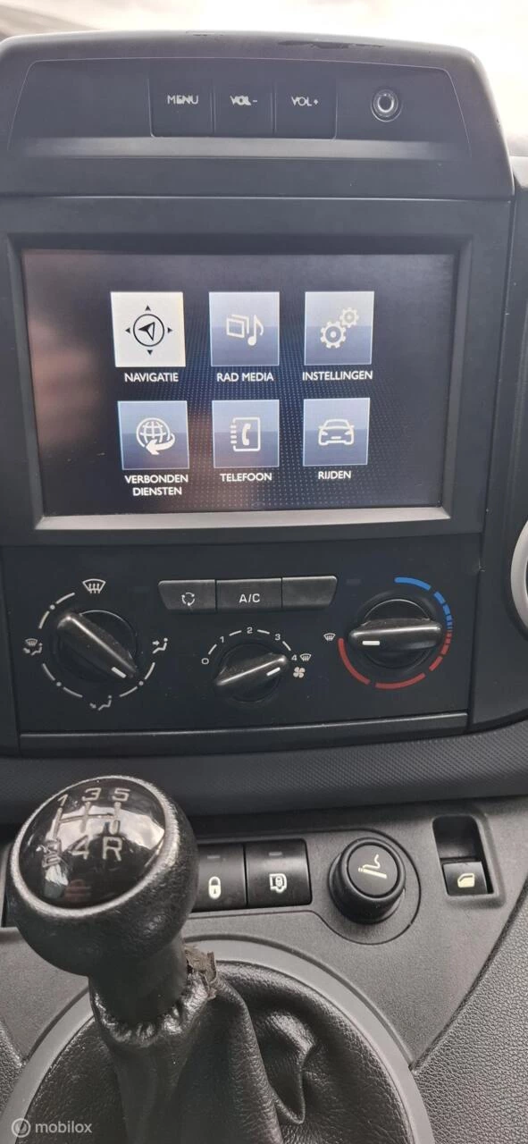 Hoofdafbeelding Peugeot Partner