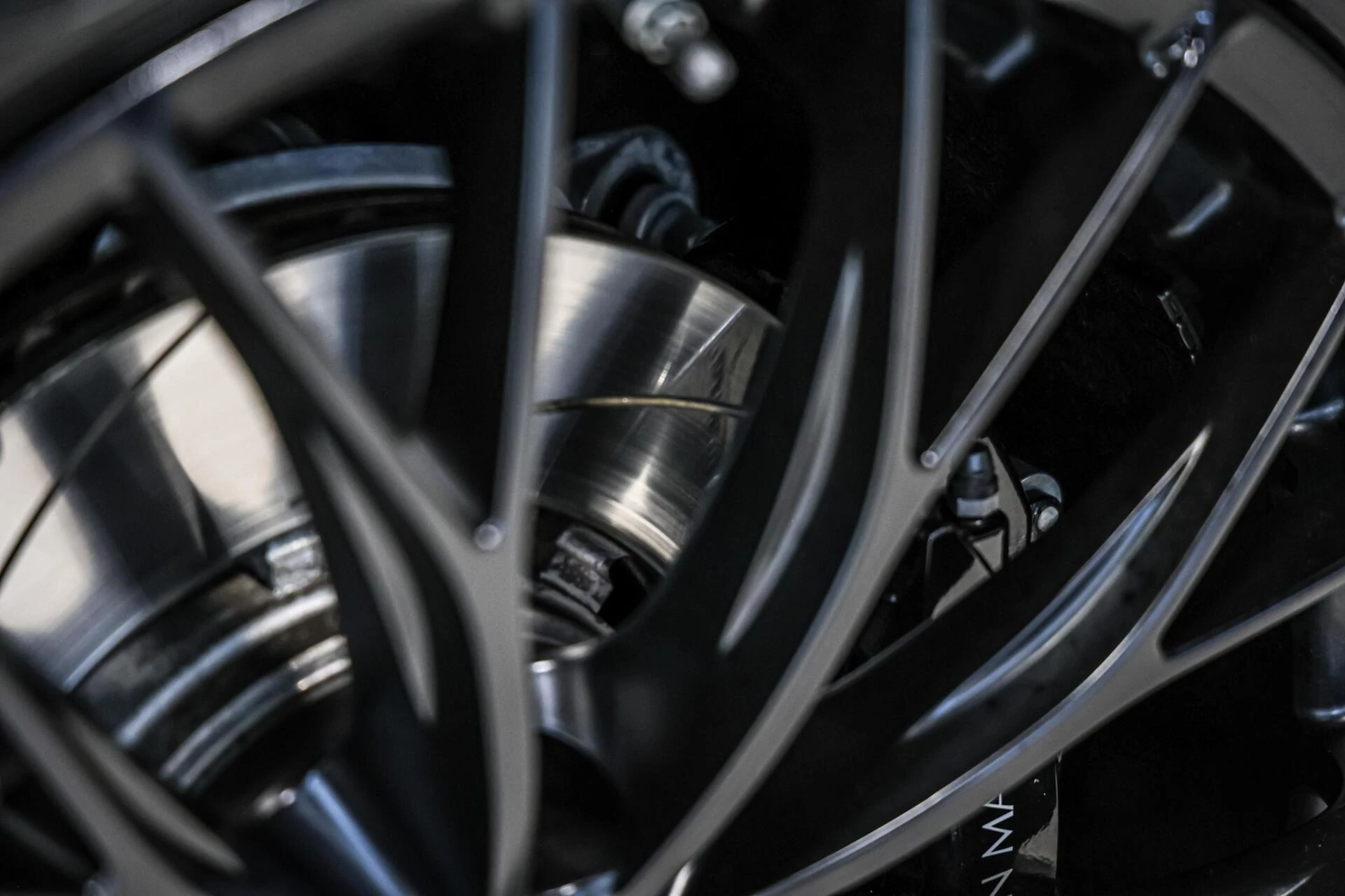 Hoofdafbeelding Aston Martin V8 Vantage
