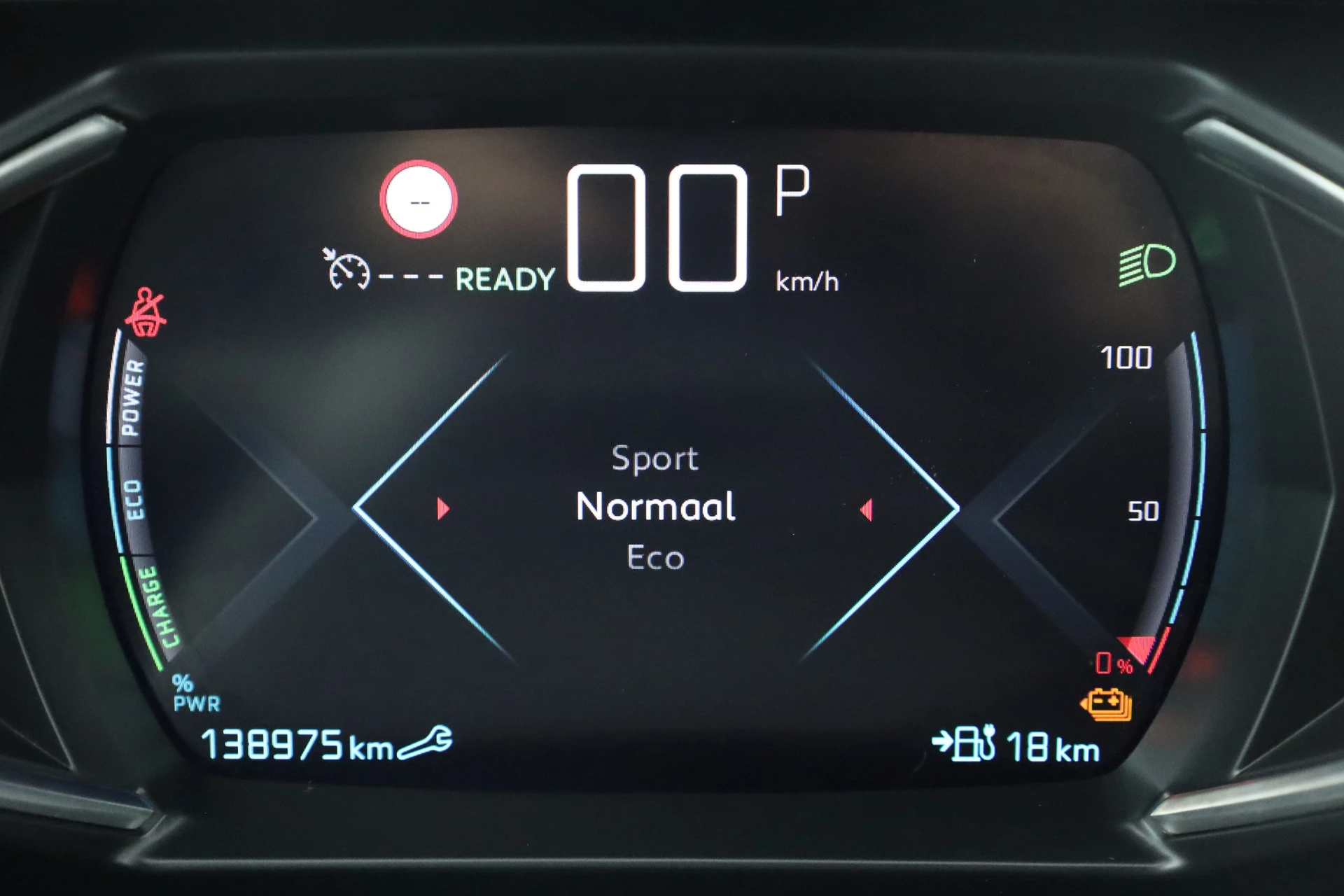 Hoofdafbeelding DS DS 3